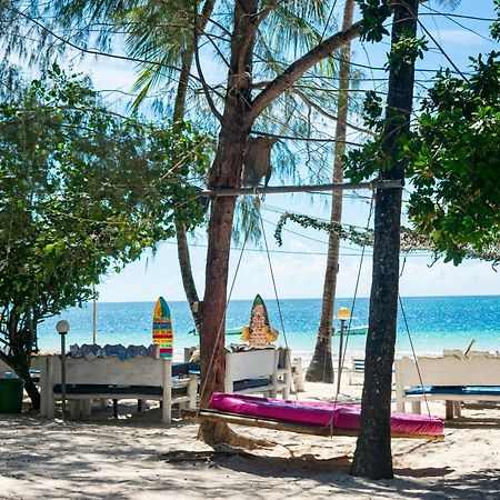 Soul Breeze Beach Resort 디아니 해변 외부 사진