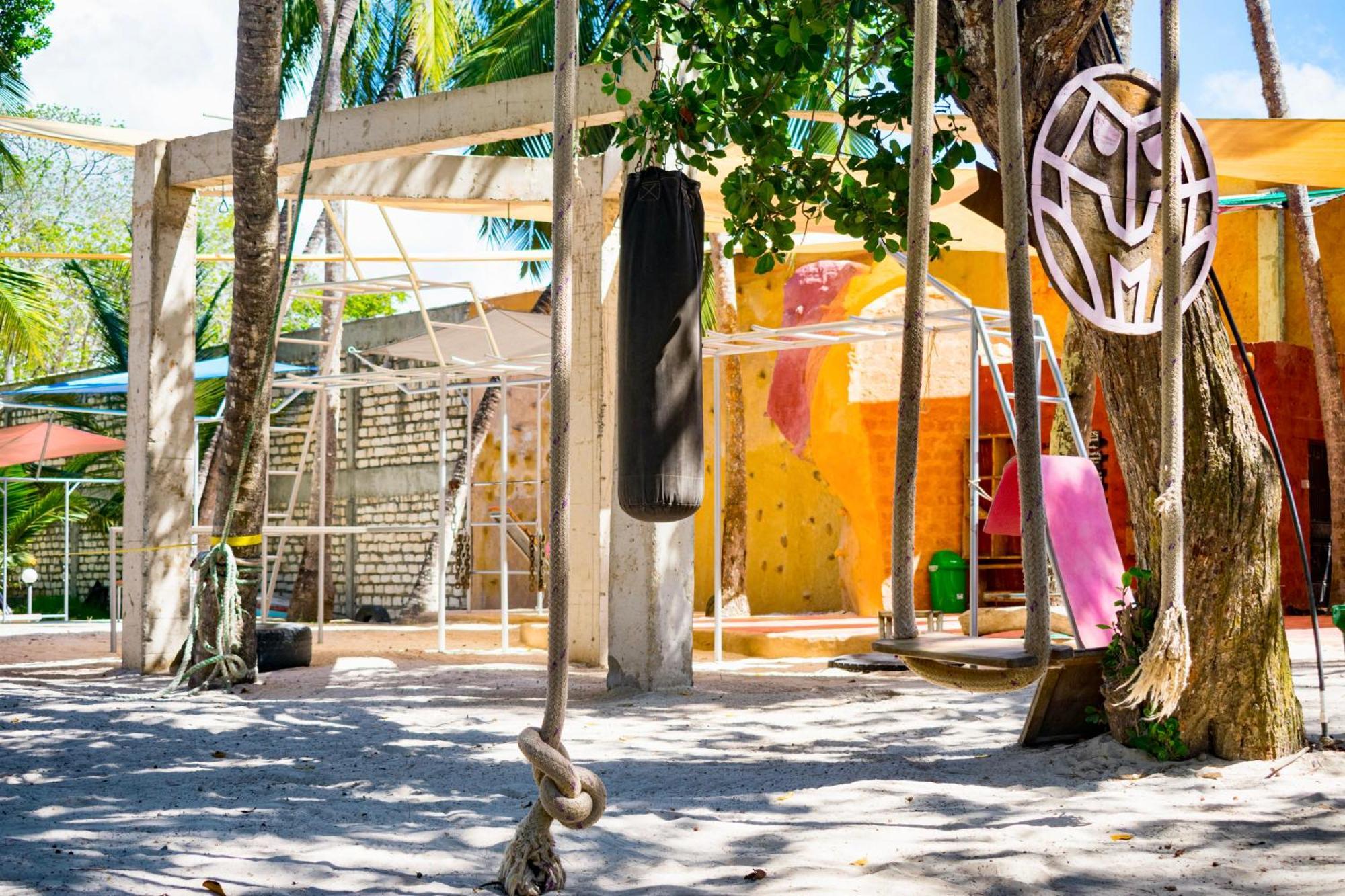 Soul Breeze Beach Resort 디아니 해변 외부 사진